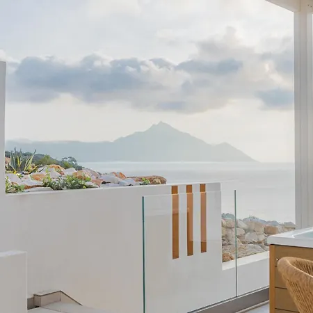 منتجع Cavo Del Sol 5*