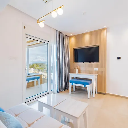 Cavo Del Sol منتجع سارتي